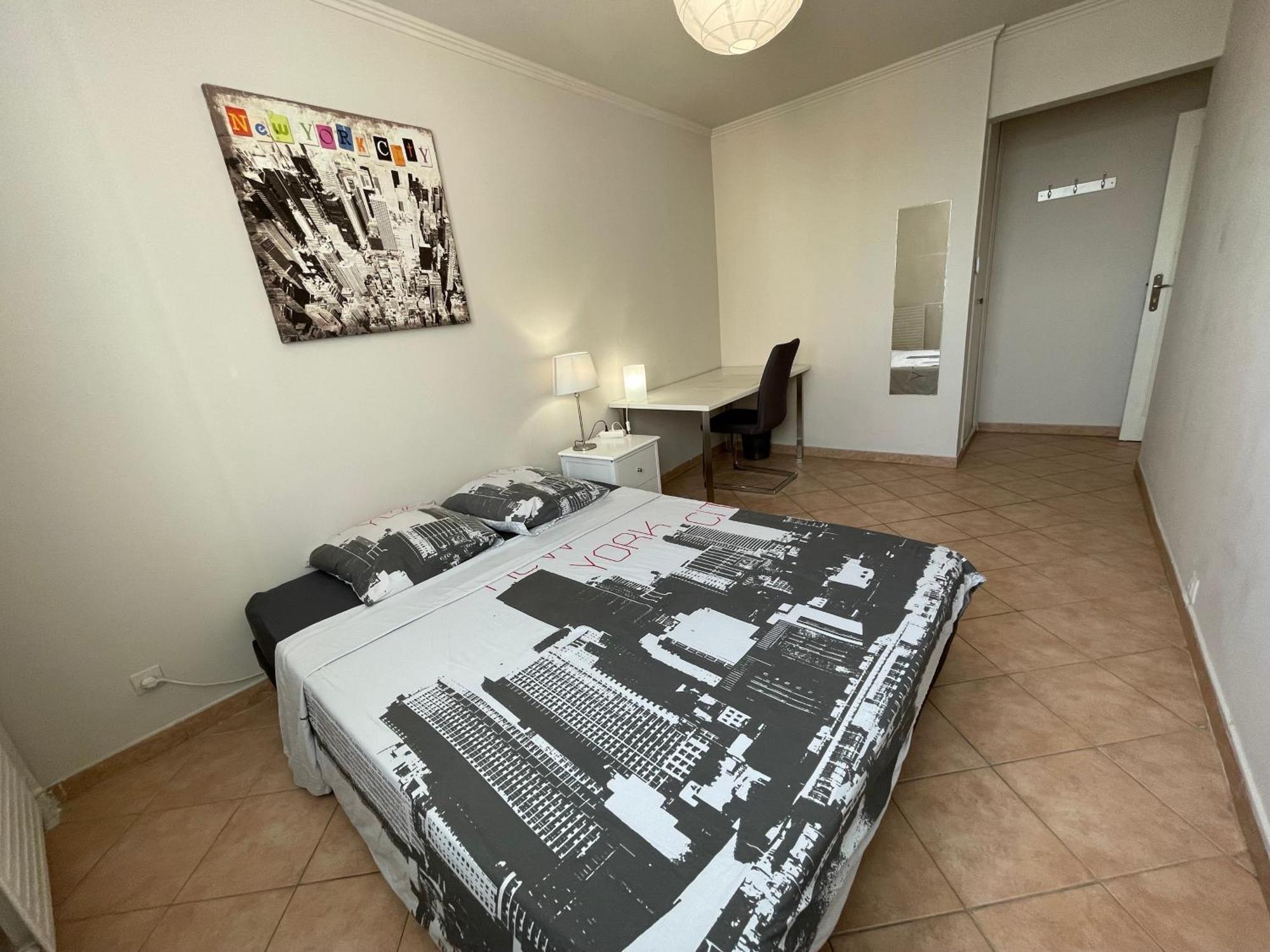 Chambre Privee En Colocation Dans Un Appartement Vaulx En Velin Centre Eksteriør billede